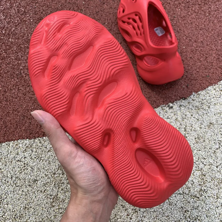 Adidas Yeezy Foam RNNR Vermillion