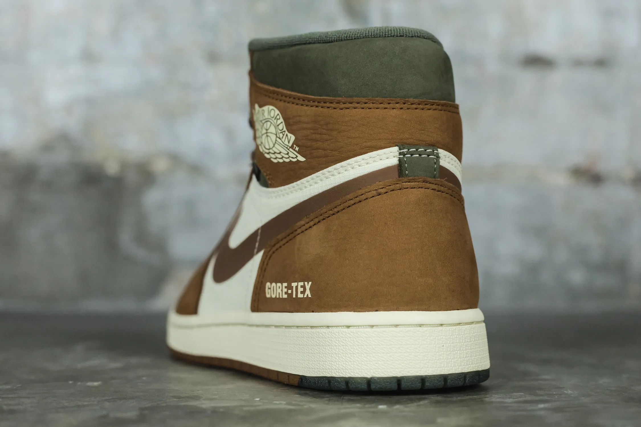 Air Jordan 1 Element Gore-Tex 'Legend Coffee'