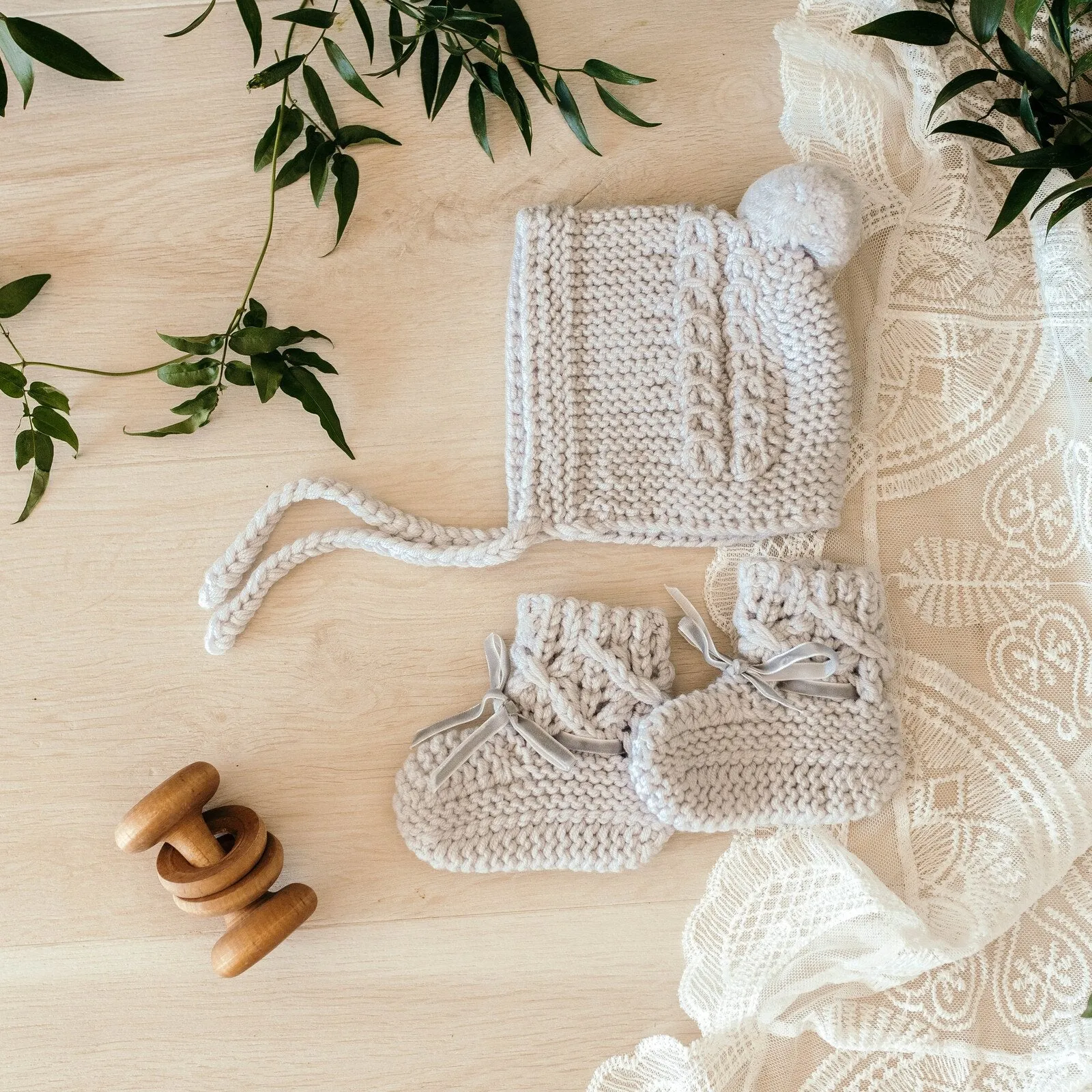 Grey Merino Wool Bonnet & Booties Set