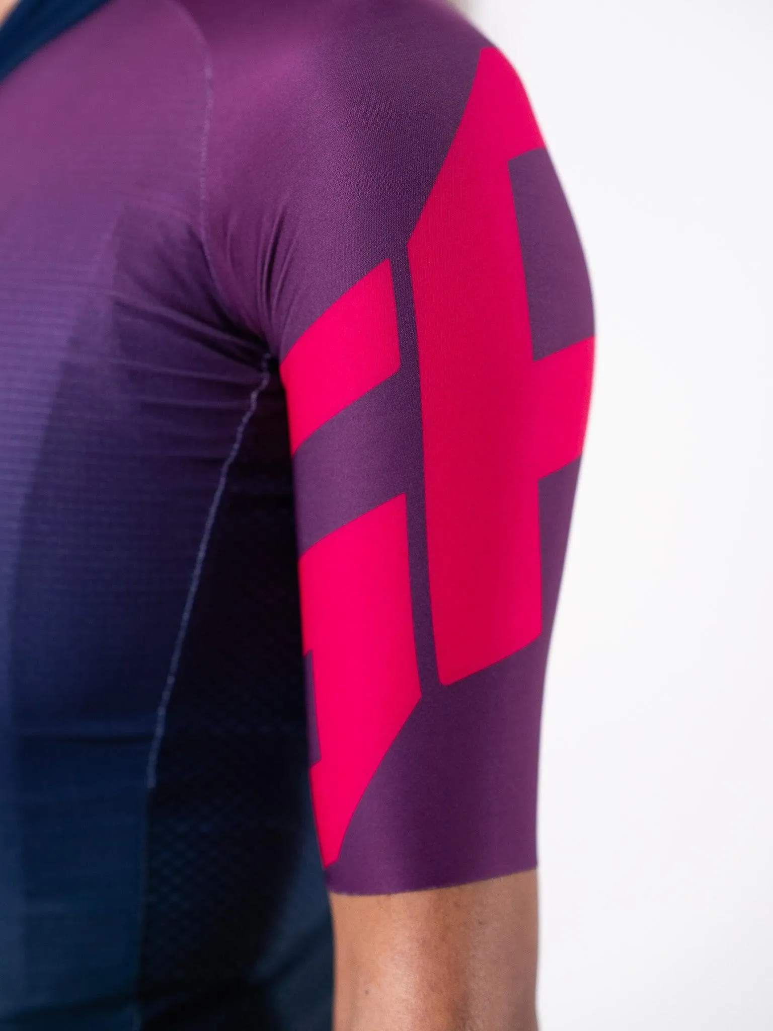 Jersey Corsa Elemental Violeta