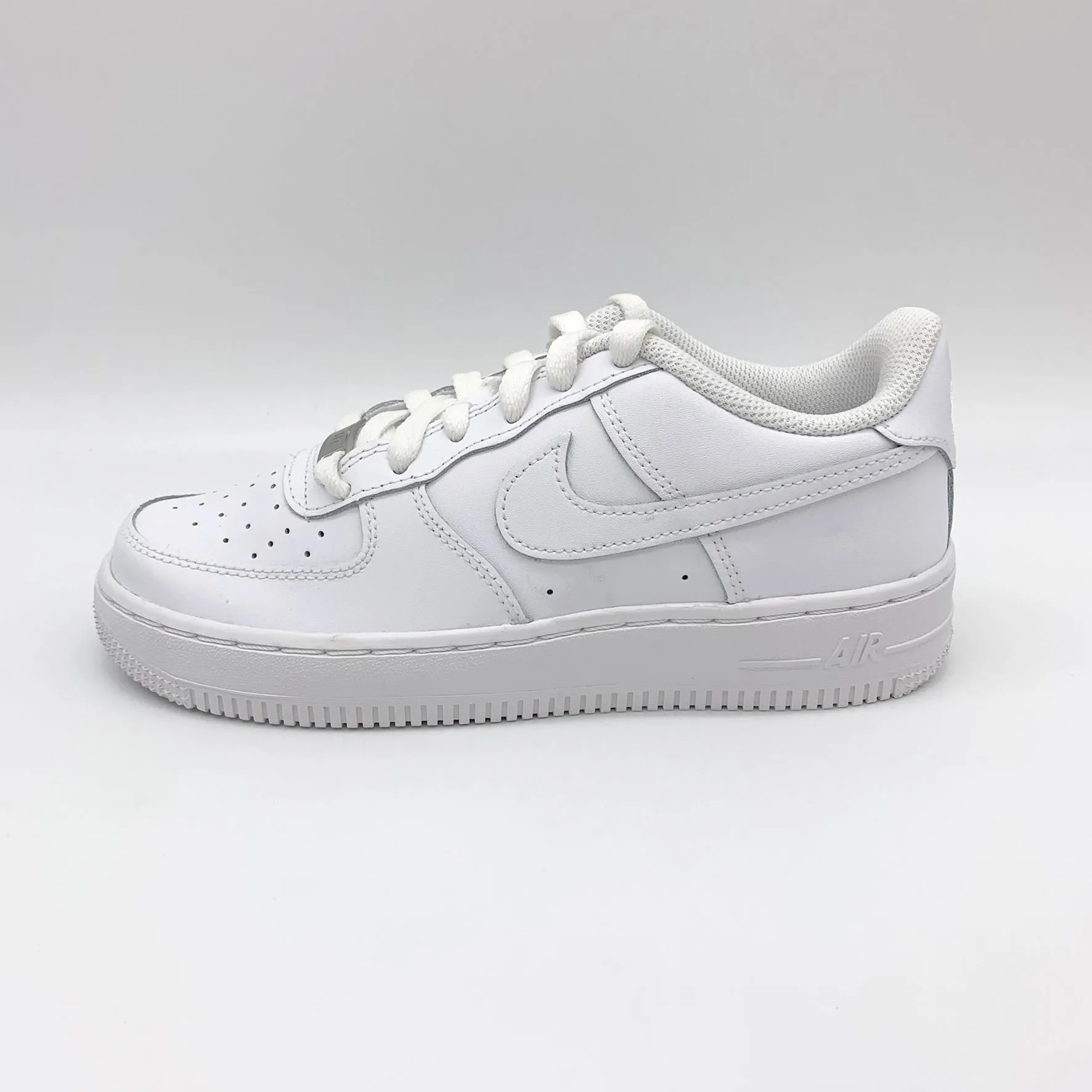 Nike Air Force 1 Low LE Triple White (GS)