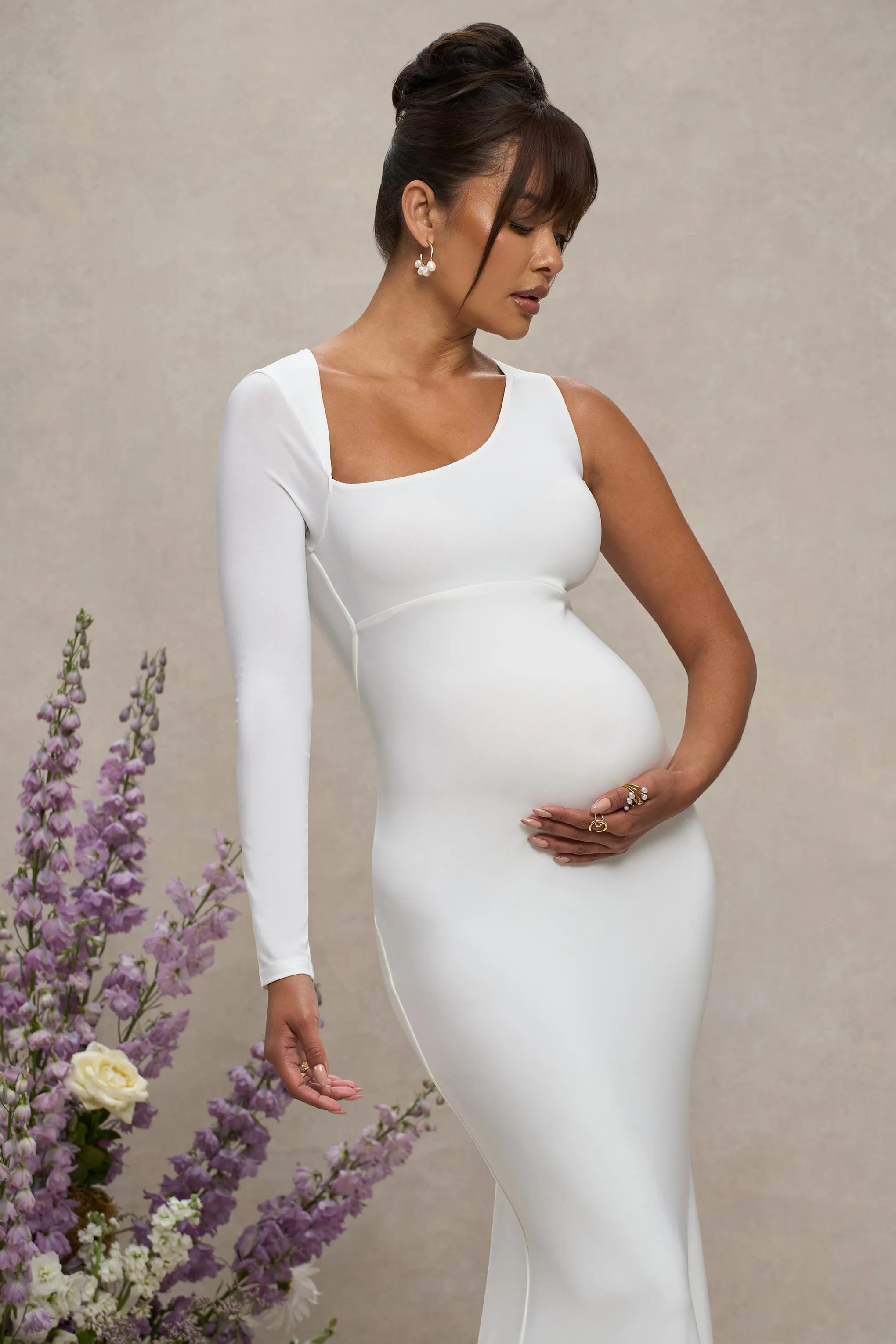 Oh Baby | Robe longue moulante de grossesse blanche asymetrique